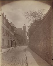 Rue de l’Abbé de l’Epée et l'église Saint-Jacques-du-Haut-PasAtget – 1899(Wikimedia Commons)
