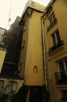 Calvin's tower college de Fortet courtyard 21 rue Valette