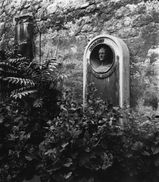 Ancien cimetière Sainte Marguerite
Buste de Georges Jacob
Atget
(Musée Carnavalet)