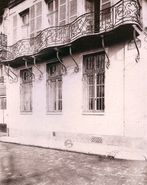 12, quai d’Orléans Maison où est né ArversAtget - 1907/1908 Atget(Bibliothèque Nationale)