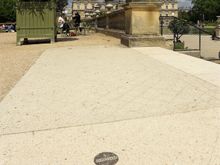 Méridien Paris Jardin du Luxembourg médaillon Arago